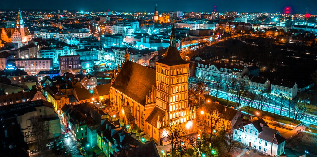 Jakie kursy maturalne oferuje IWK w Olsztynie?