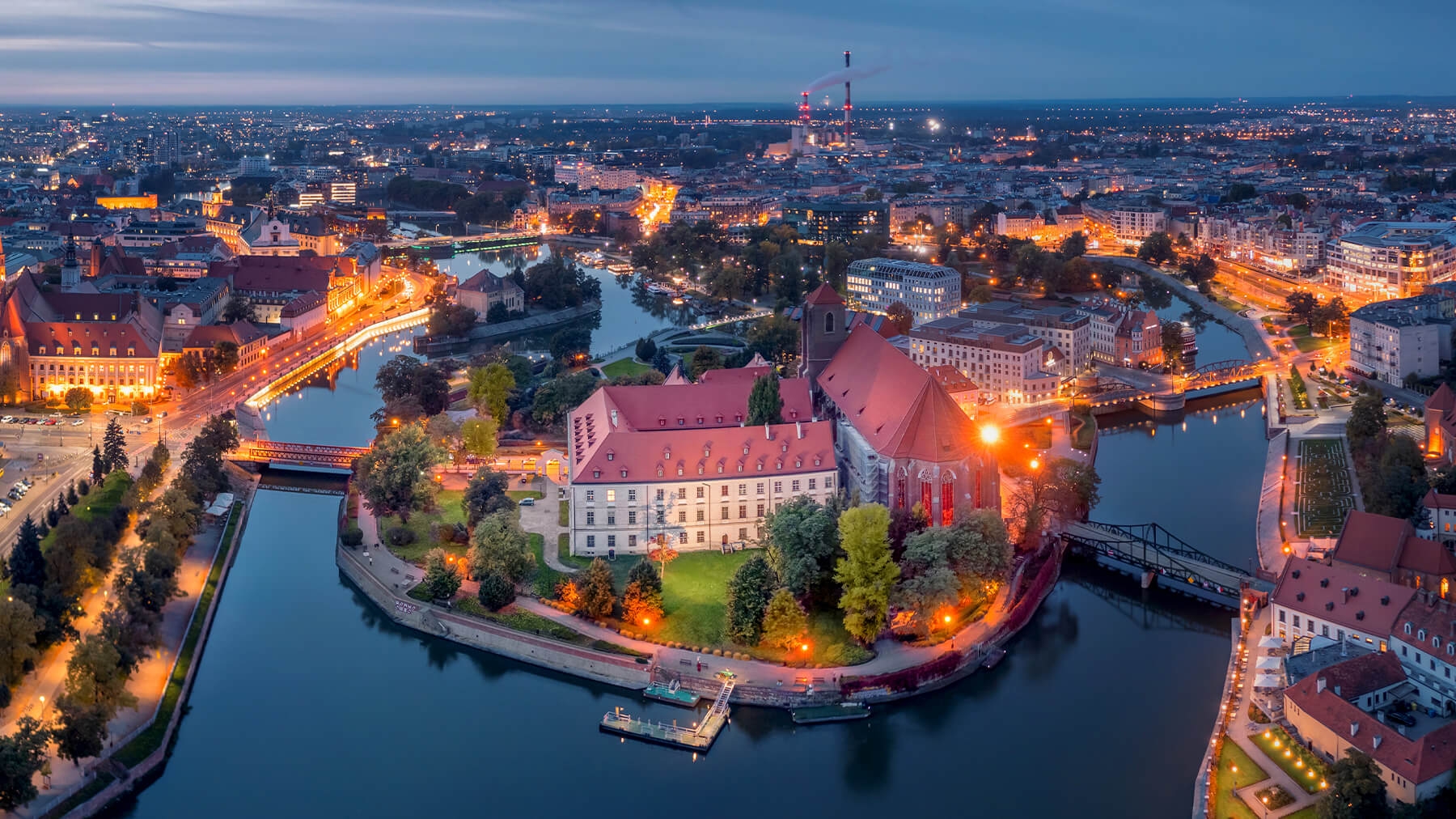 Jakie kursy maturalne oferuje IWK we Wrocławiu?